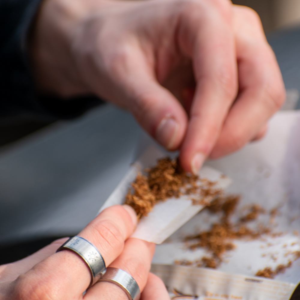 Rolling your own tobacco